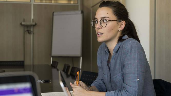 Cécile Kühn, Multimedia-Production-Studentin, schätzt das offene Ohr ihres Studienleiters.