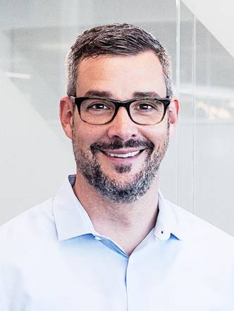 Patrik Basler: Trifact AG, Studium MedTech FHGR Patrik Basler: Trifact AG, Studium MedTech FHGR