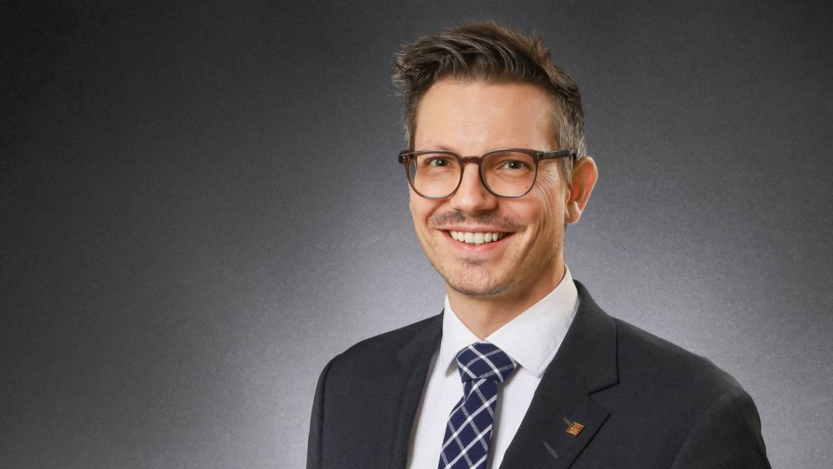 Prof. Dr. Armando Schär übernimmt per 1. August 2026 die Leitung des Departements Angewandte Zukunftstechnologien der Fachhochschule Graubünden.