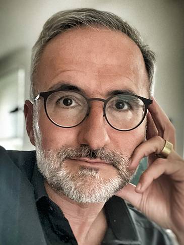 Portraitfoto Guy Papstein Swisscom Portrait Guy Papstein