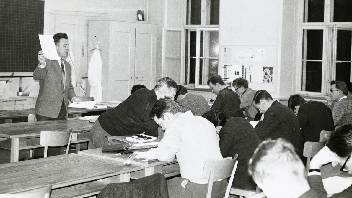 Sechs Jahrzehnte Fachhochschule Graubünden zugunsten der Studierenden, der Wirtschaft und der Gesellschaft. (1963-1969)