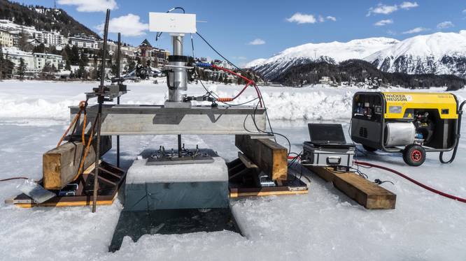 Wissensplatz Eisflächen von Naturseen berechenbarer machen