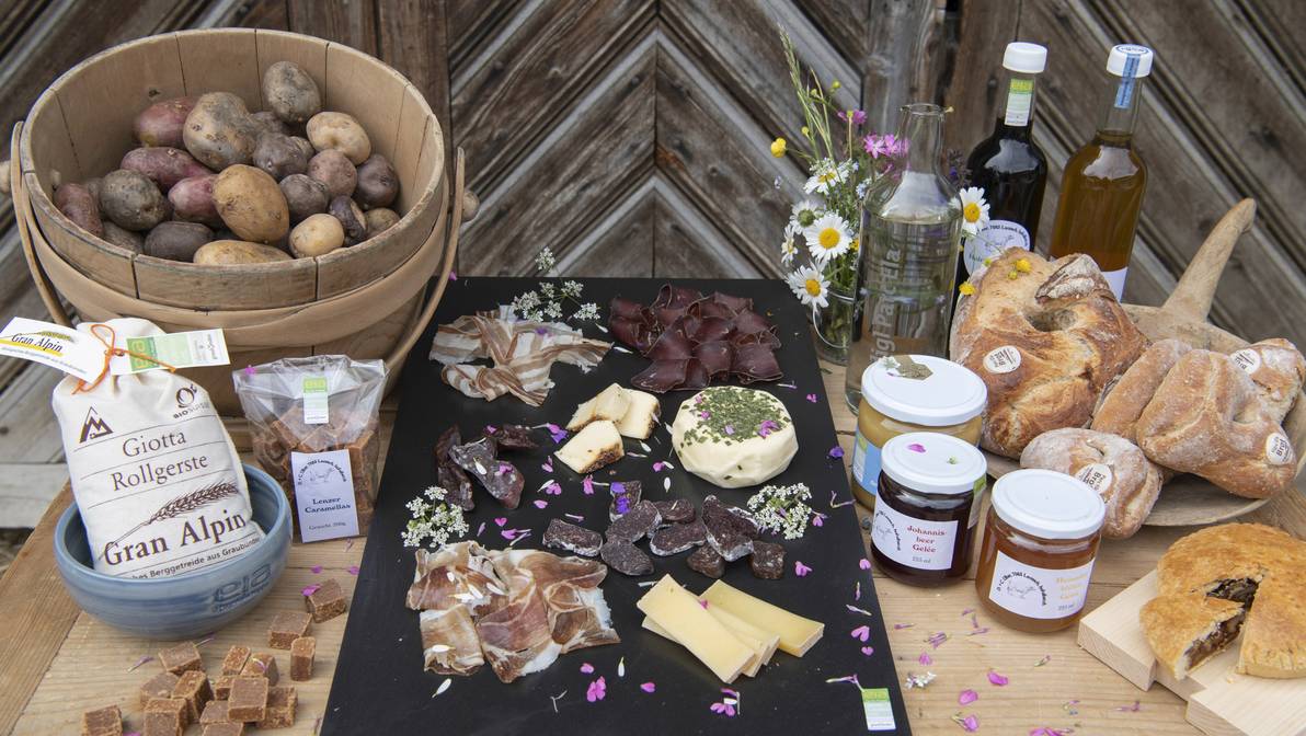 Regionalprodukte aus dem Parc Ela (Bild: Lorenz A. Fischer) Regionalprodukte aus dem Parc Ela (Bild: Lorenz A. Fischer)