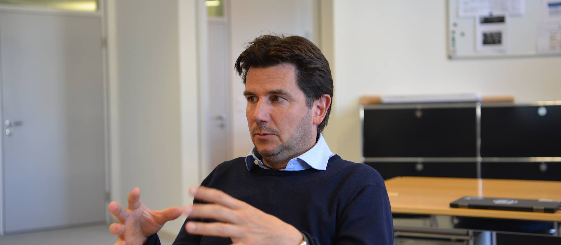 Alex Villiger, Personalleiter der GKB im Gespräch.