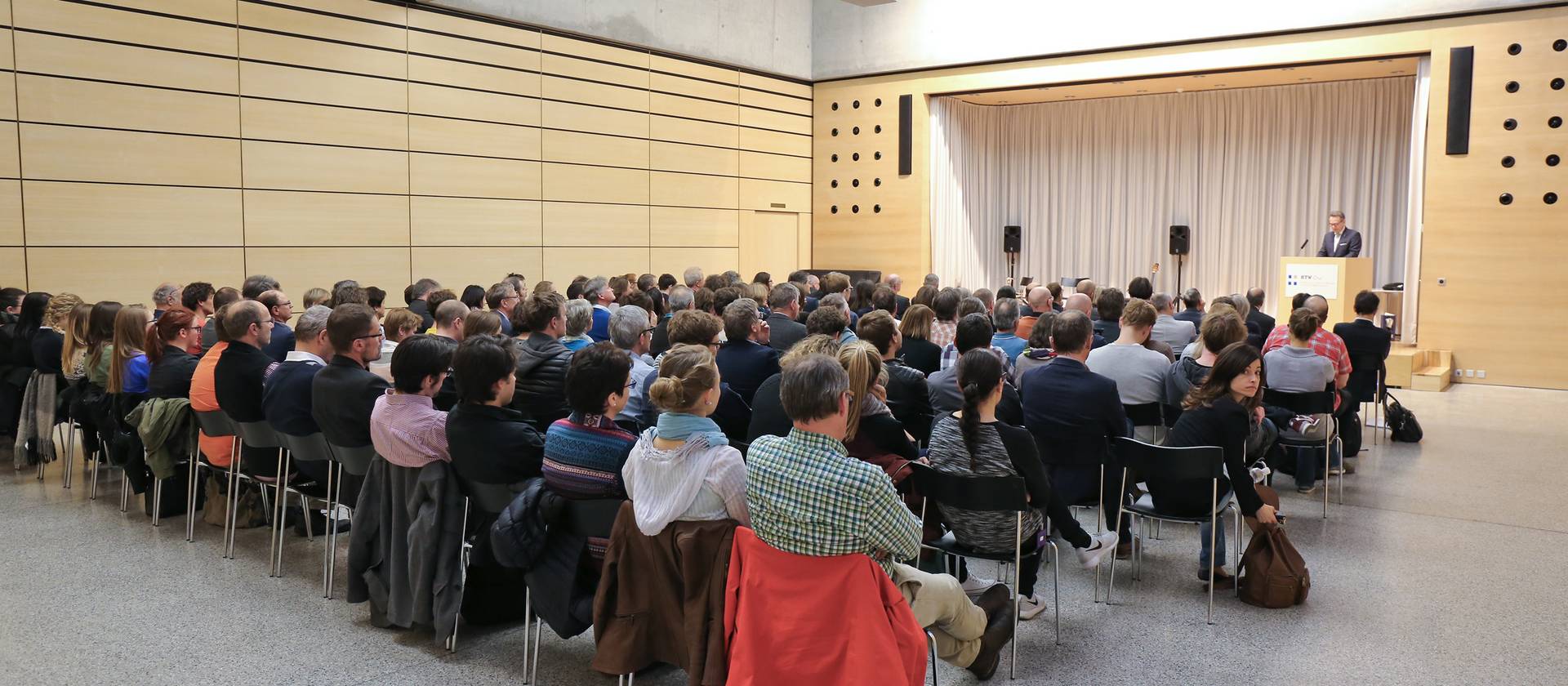 Besammlung in der Aula