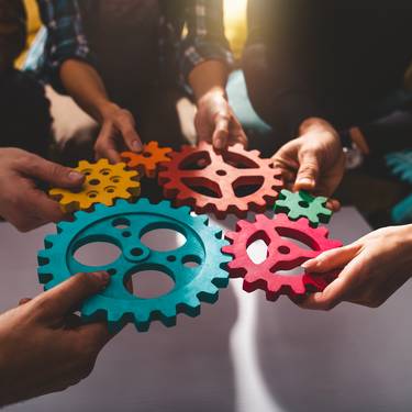 [Translate to English:] Zusammenarbeit mit Unternehmen FH Graubünden