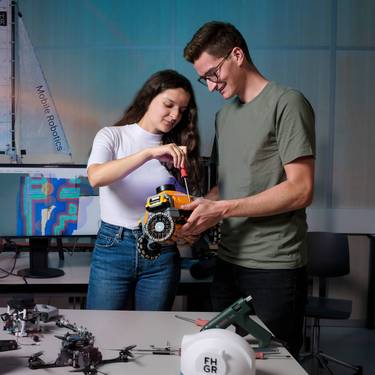 Imagebild Bachelorstudium Mobile Robotics