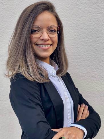 Portrait Mariana Oliveira Peters