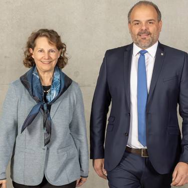 Beiträge zugunsten der Gesellschaft haben für Brigitta M. Gadient und Gian-Paolo Curcio oberste Priorität.