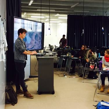 Studenten-Präsentation im Medienhaus