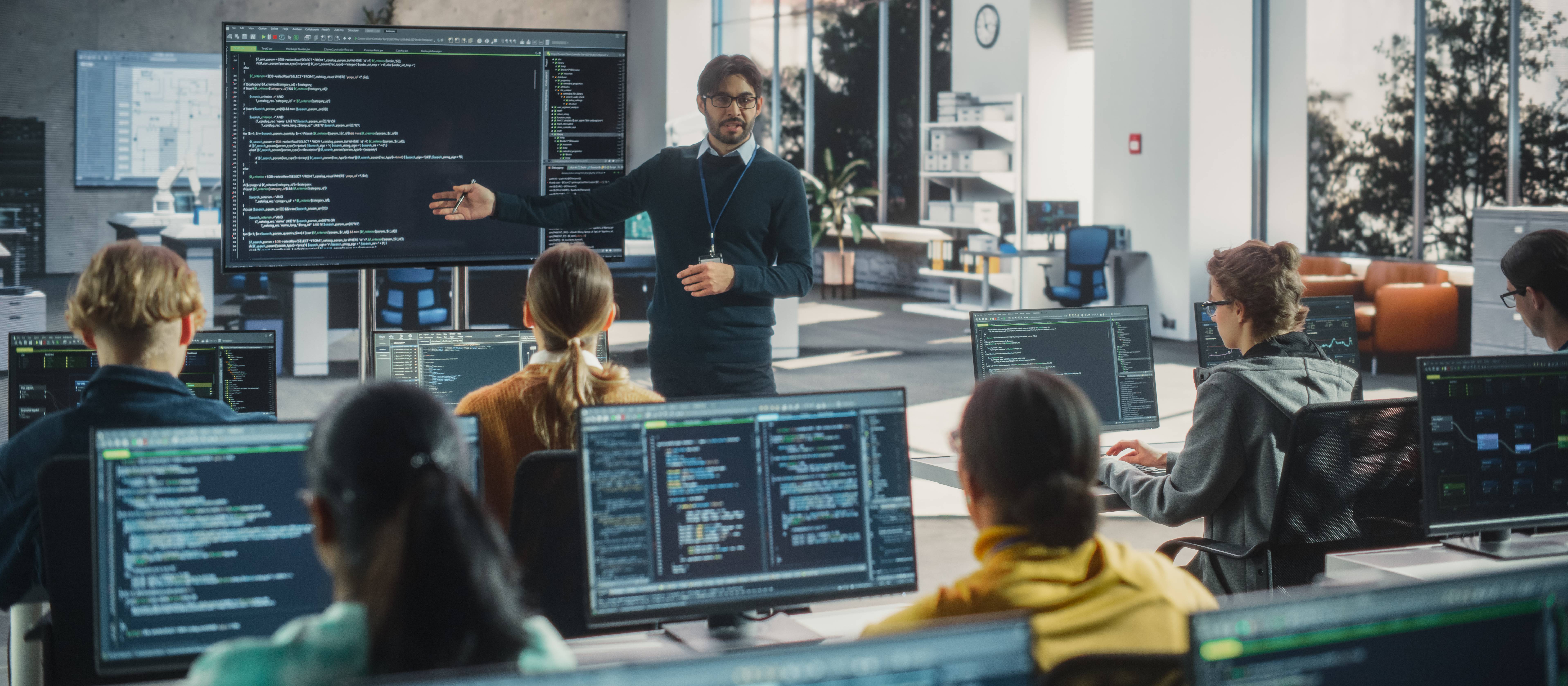 KI Studium: Studierende am Computer