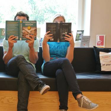 Imagebild Bilbiothek FH Graubünden