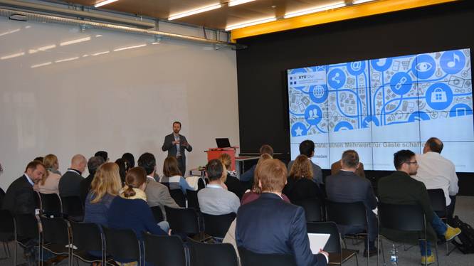 Wissensplatz Kooperationen in der Weiterbildung sichern den Zugang zum Markt