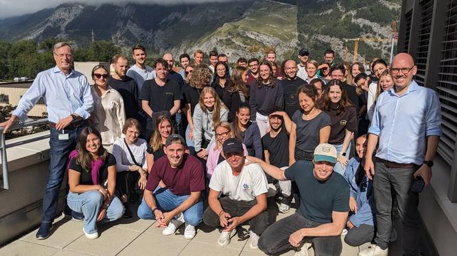 Einer der beiden ersten Studienjahrgänge des konsekutiven Masterangebots User Experience Design & Data Visualization