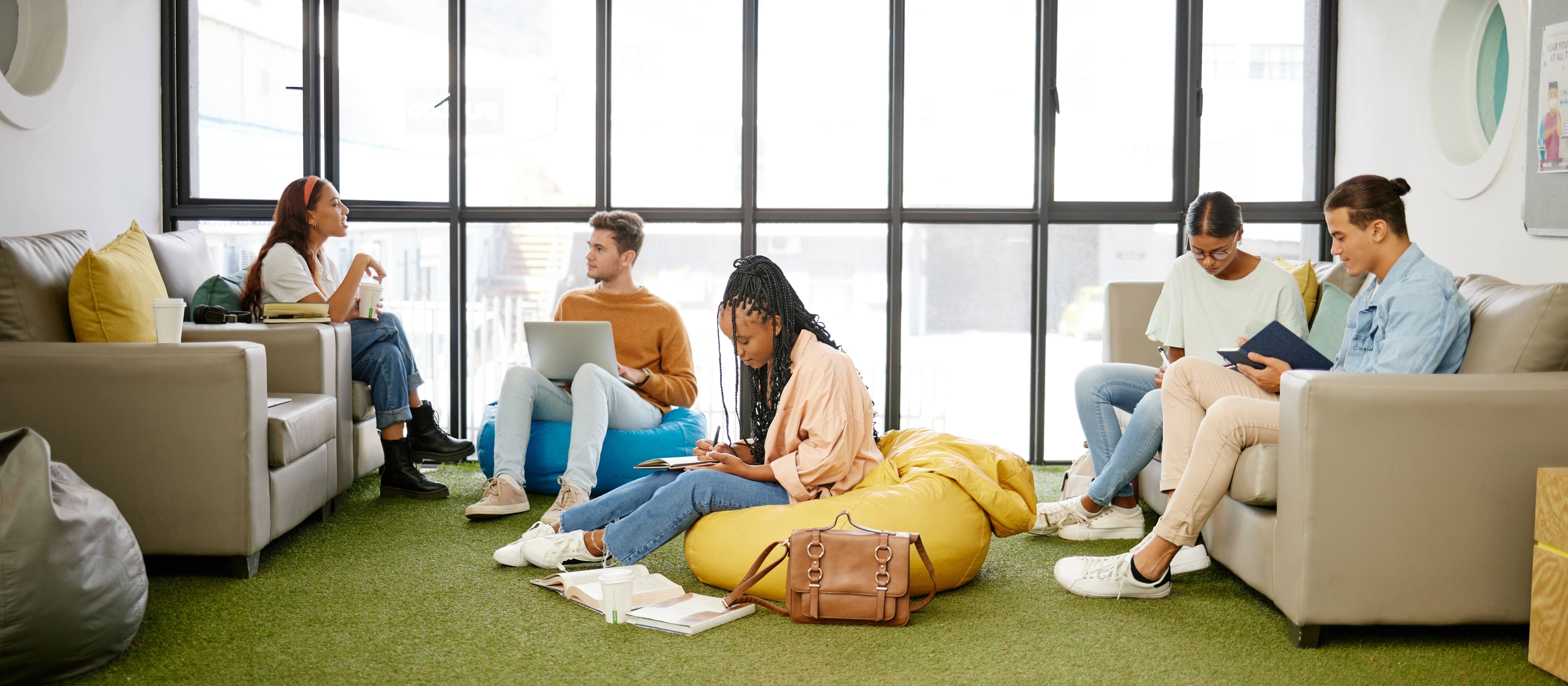 [Translate to English:] Campus und Infrastruktur FH Graubünden