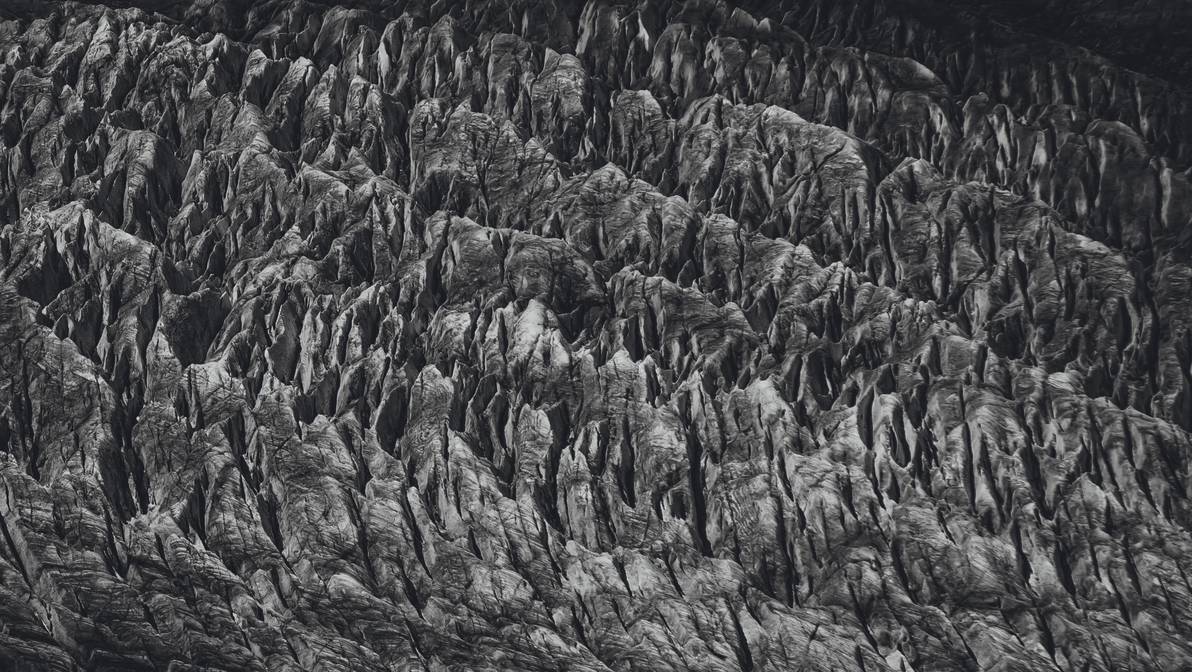 Tina-Gerber_Aletschgletscher FHGR-Studentin Tina Gerber stellt Naturfotos an öffentlich zugänglichen Orten als Teil ihrer Bachelorarbeit aus; Im Bild eine Aufnahme des Aletschgletschers. (Bild: Tina Gerber)