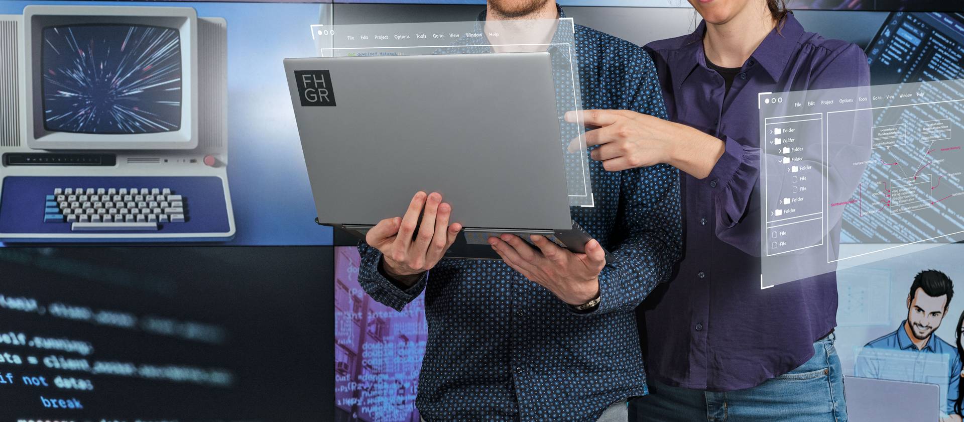 FHGR Bachelorstudium AI in Software Engineering: Studierende schreiben einen Code mit KI