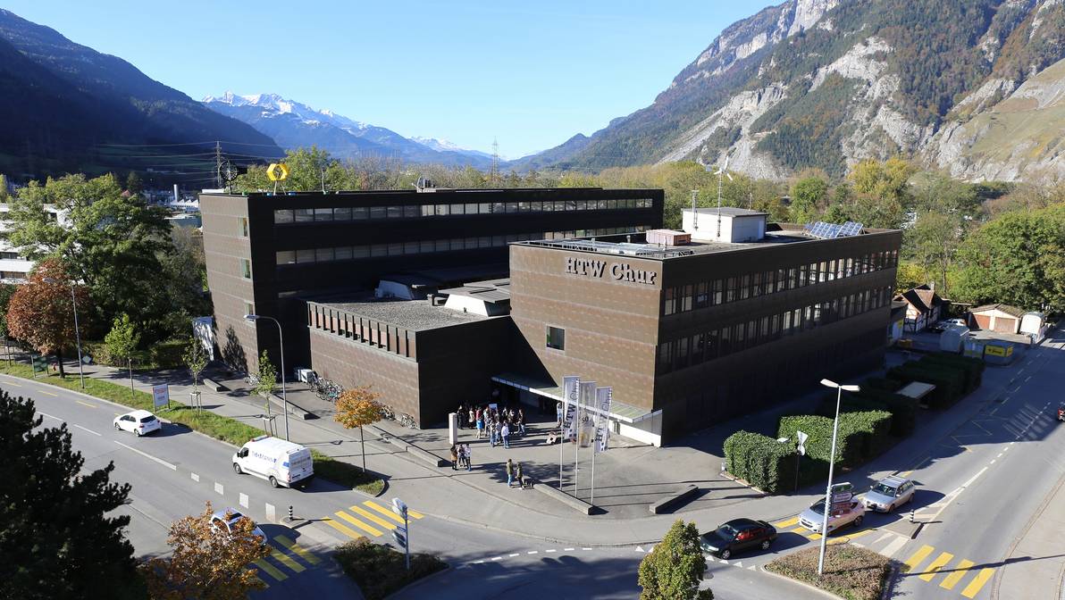 Gesprächskreis zur Wirtschaftspolitik FH Graubünden, Hauptgebäude, Pulvermühlestrasse 57