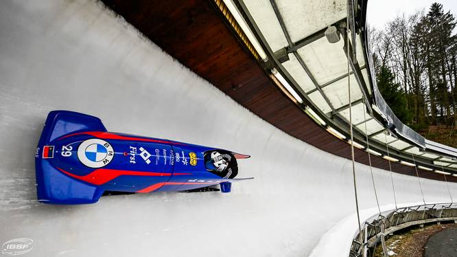 Der 21-jährige Bob-Pilot Martin Kranz studiert Mobile Robotics im Teilzeitpensum an der FH Graubünden.
